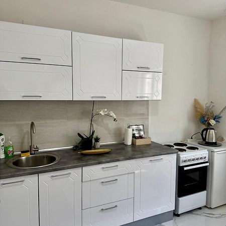 Apartman Nar Mostar Exteriör bild